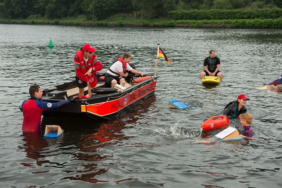 DRK Mülheim Wasserwacht Nachrichten News Ruhrschwimmen 2015 DRK Mülheim Wasserwacht Nachrichten News Ruhrschwimmen 2015