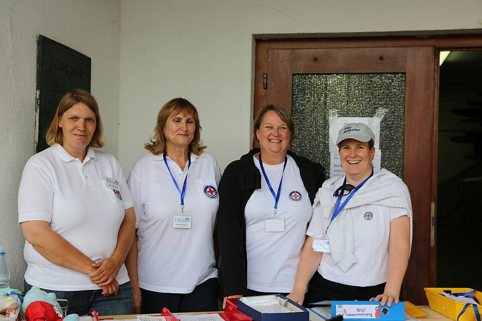 DRK Mülheim Wasserwacht Ruhrschwimmen 2016