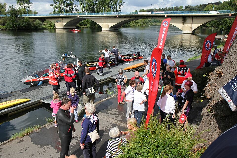 DRK Mülheim Wasserwacht Ruhrschwimmen 2016
