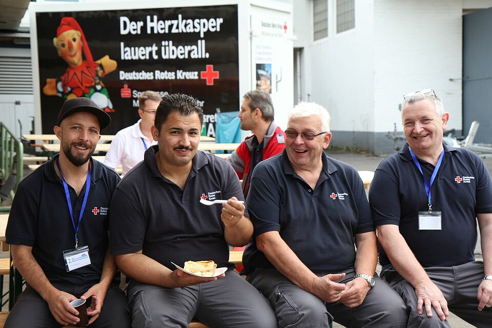 DRK Mülheim Wasserwacht Ruhrschwimmen 2016