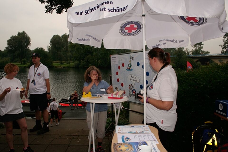 DRK Mülheim Wasserwacht Nachrichten News Ruhrschwimmen 2015 DRK Mülheim Wasserwacht Nachrichten News Ruhrschwimmen 2015