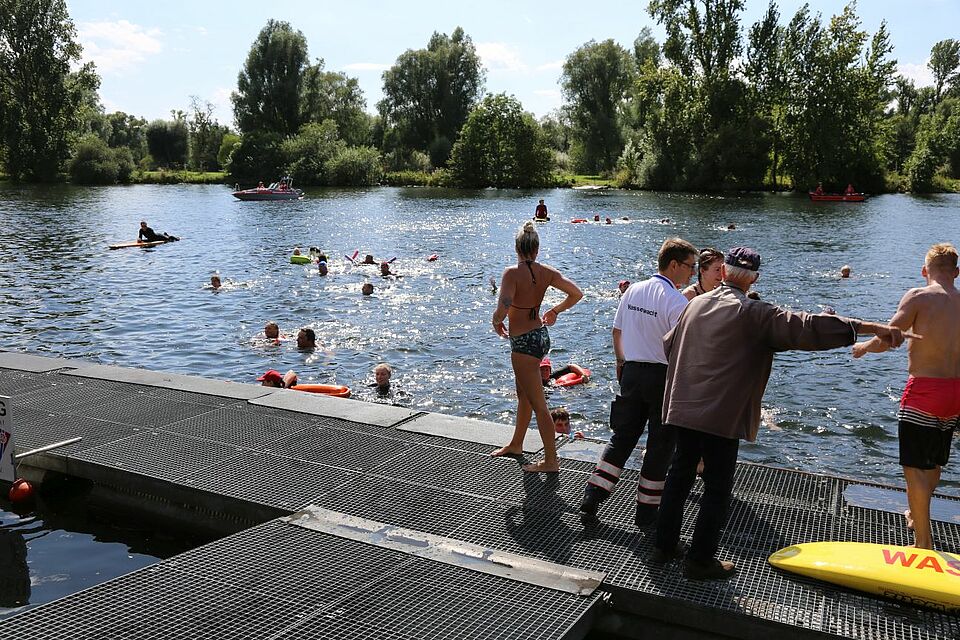 DRK Mülheim Wasserwacht Ruhrschwimmen 2016