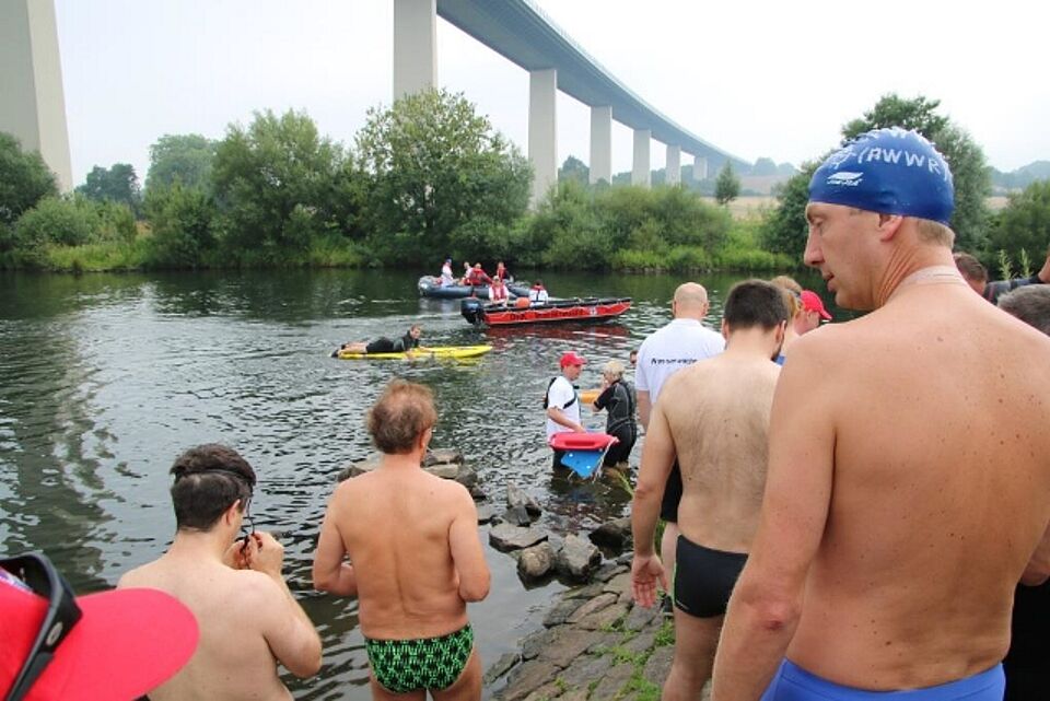 DRK Mülheim Wasserwacht Ruhrschwimmen 2015 DRK Mülheim Wasserwacht Ruhrschwimmen 2015