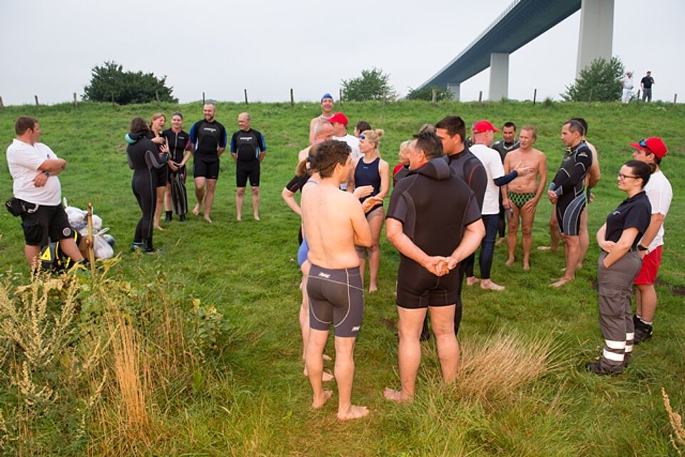 DRK Mülheim Wasserwacht Nachrichten News Ruhrschwimmen 2015 DRK Mülheim Wasserwacht Nachrichten News Ruhrschwimmen 2015