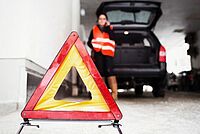 DRK Mülheim Erste Hilfe Verkehrsunfall Warndreieck