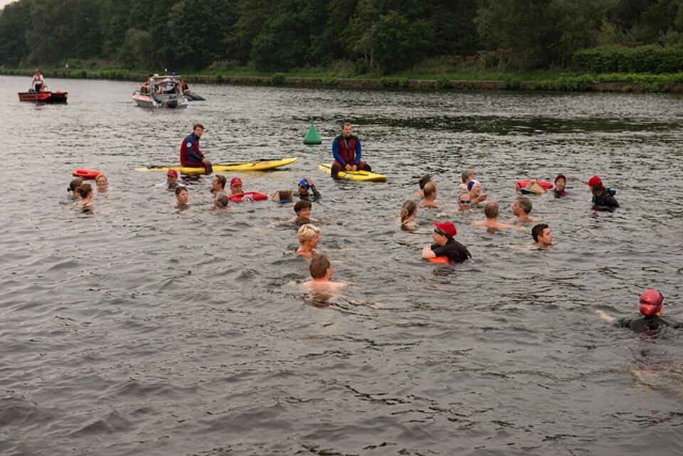 DRK Mülheim Wasserwacht Ruhrschwimmen 2015 DRK Mülheim Wasserwacht Ruhrschwimmen 2015