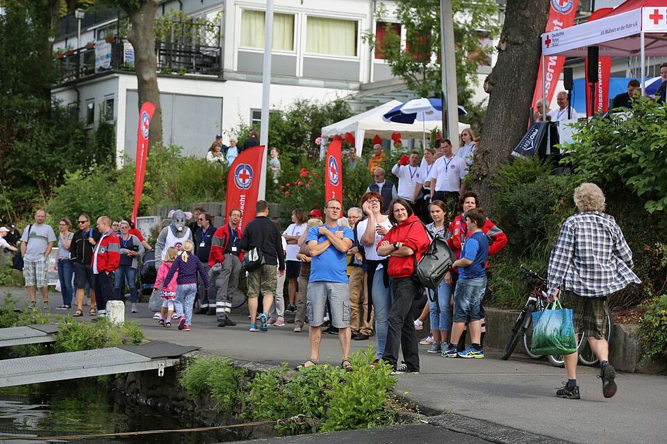DRK Mülheim Wasserwacht Ruhrschwimmen 2016
