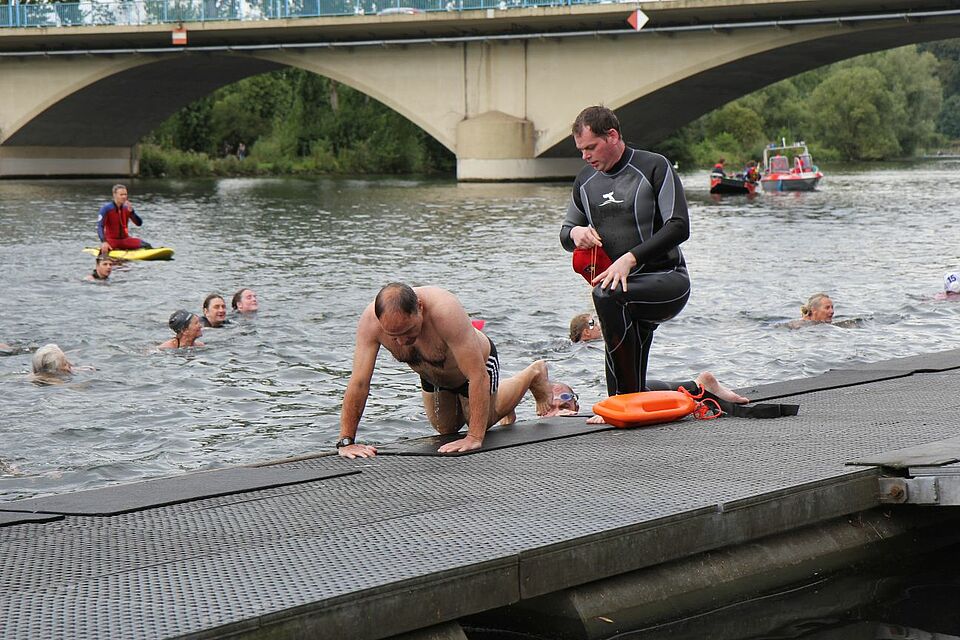 DRK Mülheim Wasserwacht Nachrichten News Ruhrschwimmen 2016