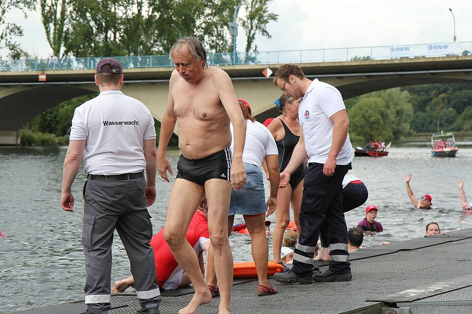 DRK Mülheim Wasserwacht Nachrichten News Ruhrschwimmen 2016